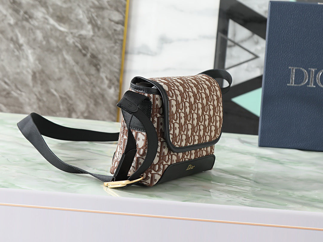 DIOR MESSENGER BAG