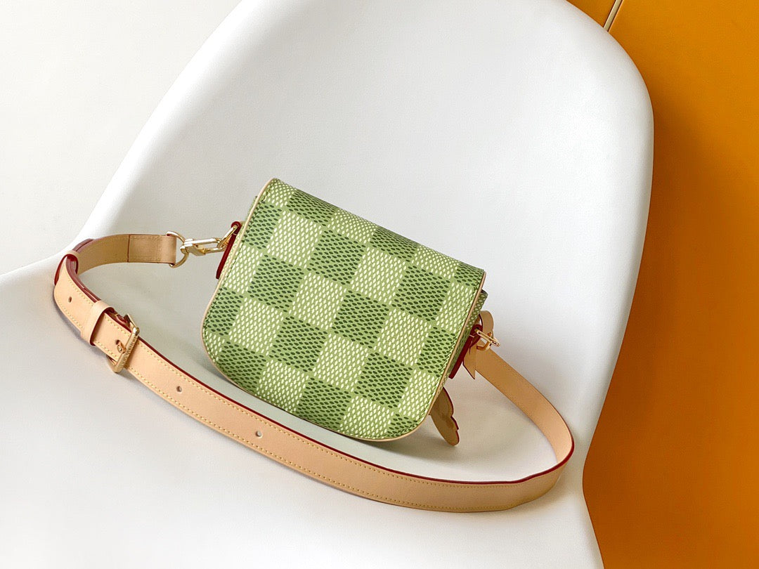 LV WOMENS BAG