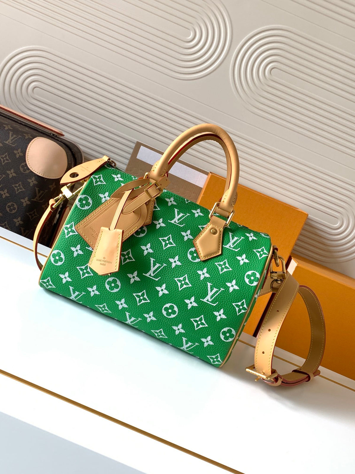 LV WOMENS BAG