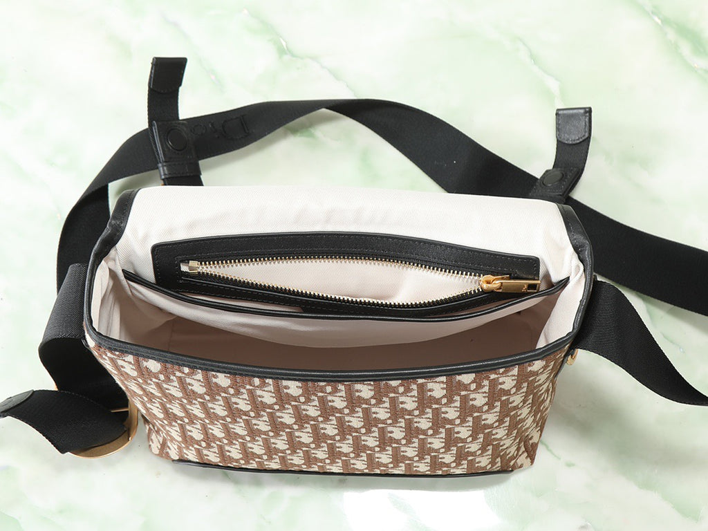 DIOR MESSENGER BAG