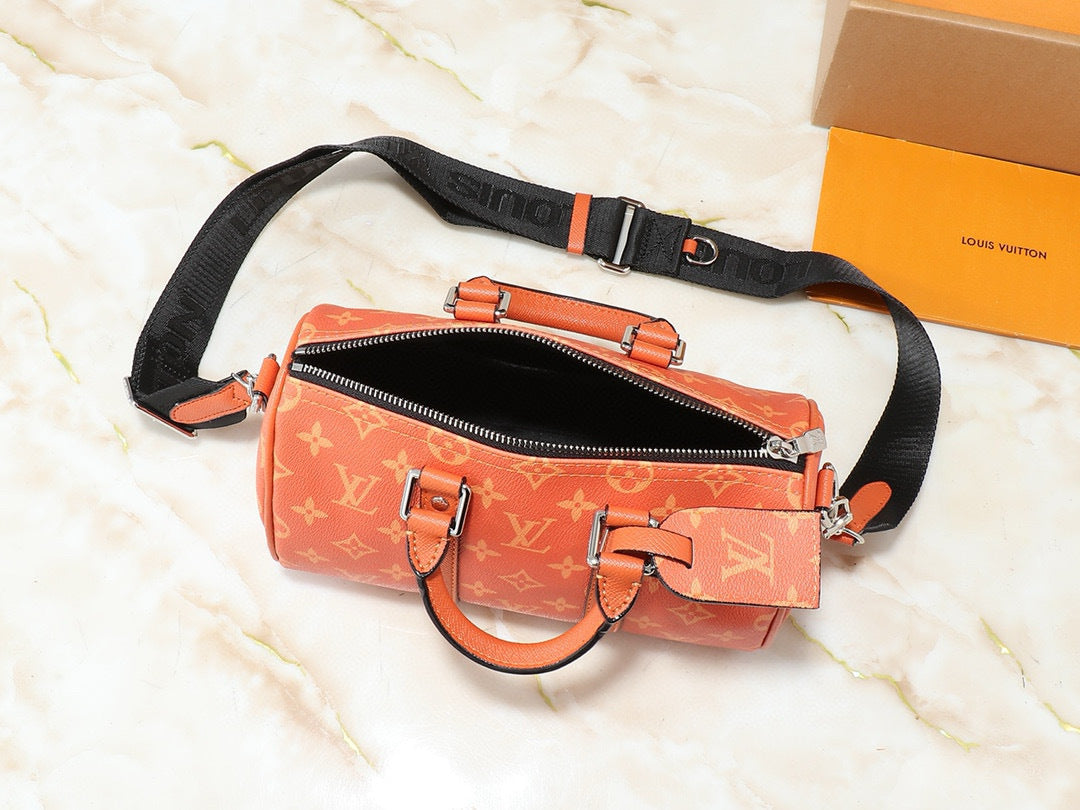 LV WOMENS BAG