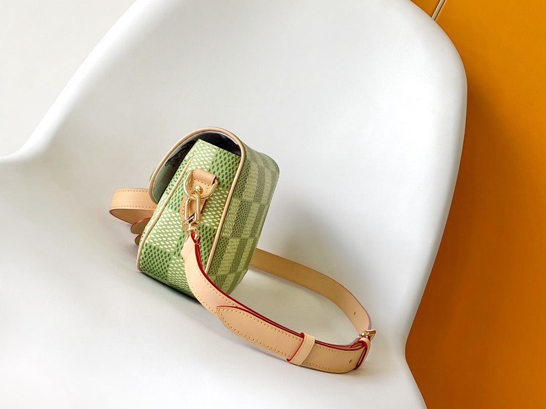 LV WOMENS BAG