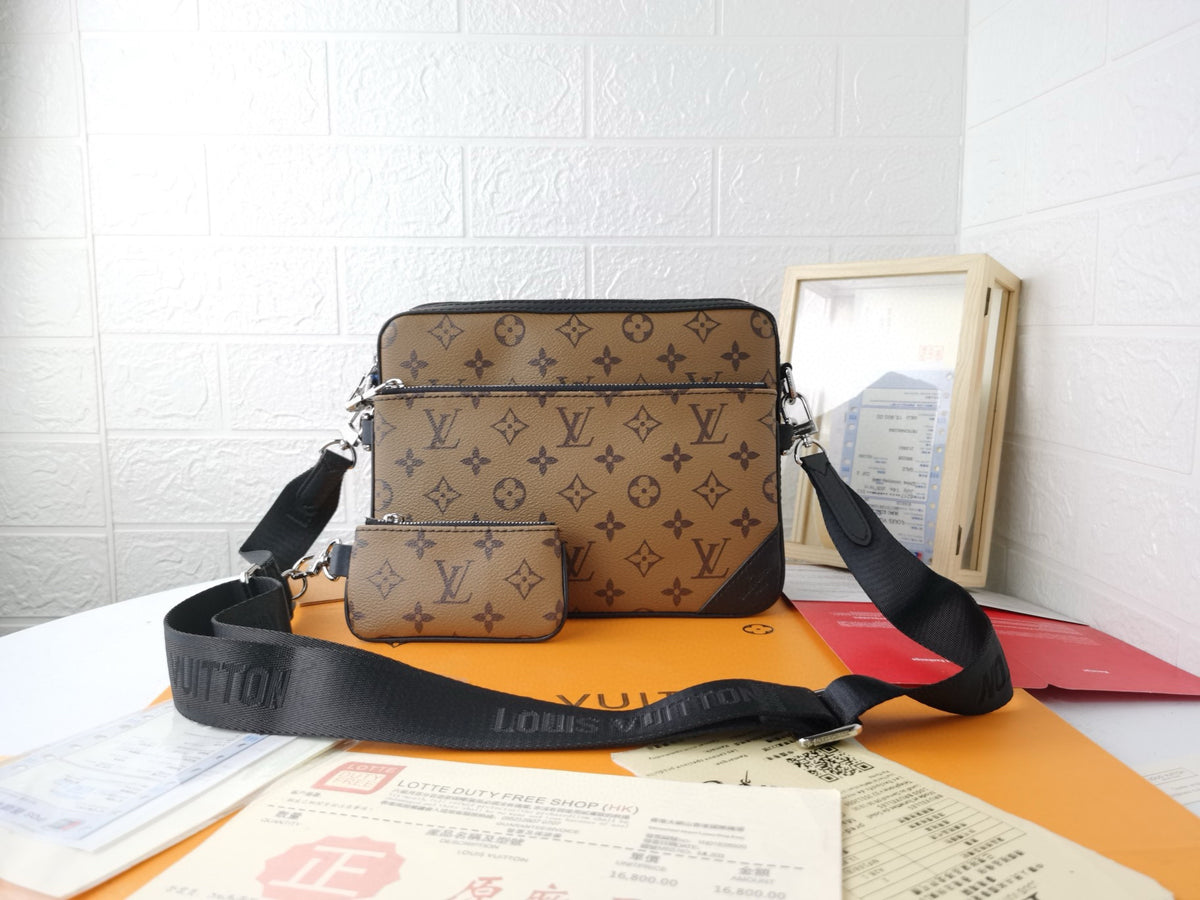 LV MESSENGER BAG