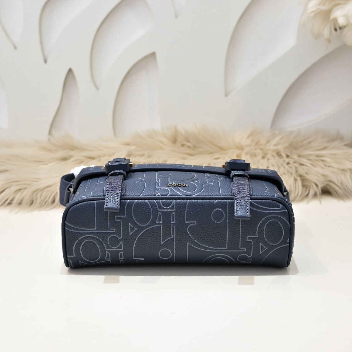DIOR MESSENGER BAG