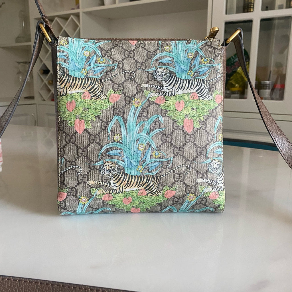 GUCCI MESSENGER BAG