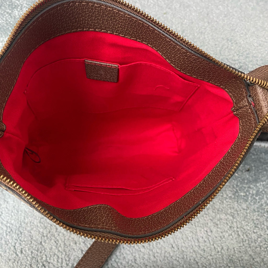 GUCCI MESSENGER BAG