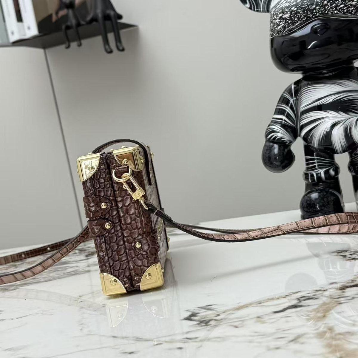 LV WOMENS BAG