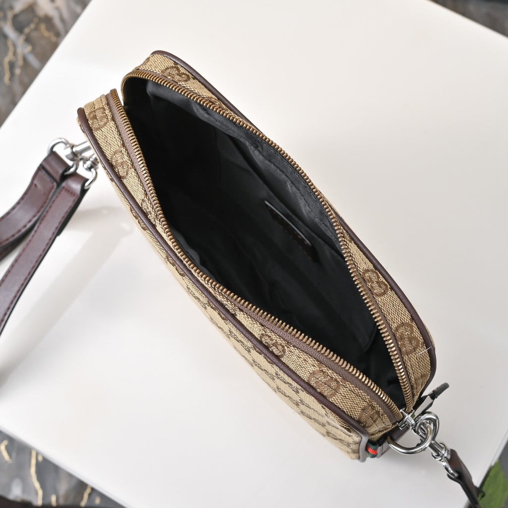 GUCCI MESSENGER BAG