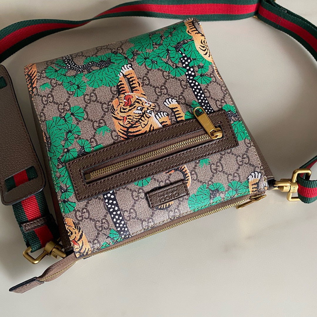 GUCCI MESSENGER BAG