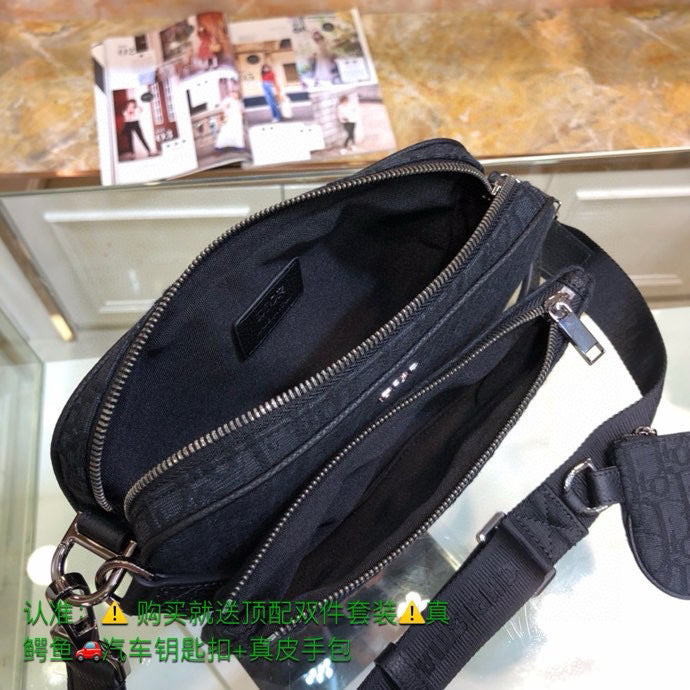 DIOR MESSENGER BAG