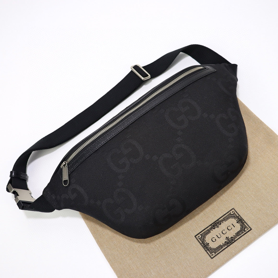 GUCCI MESSENGER BAG