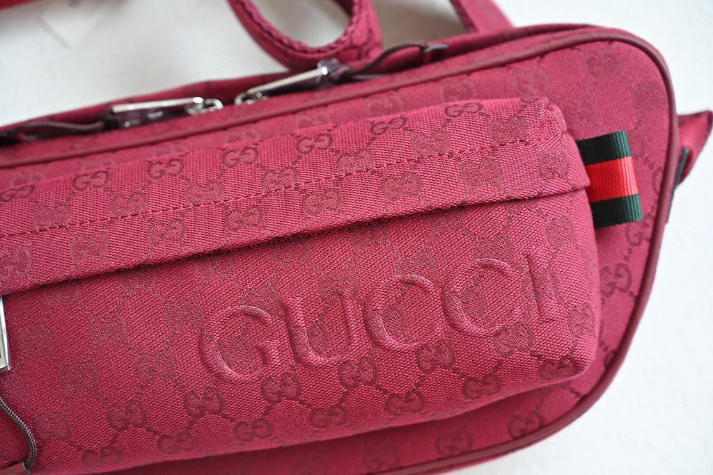 GUCCI MESSENGER BAG