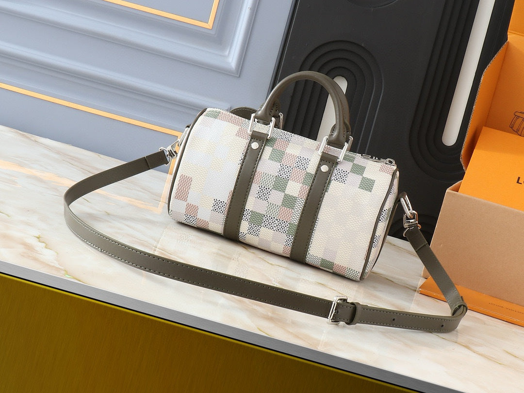 LV WOMENS BAG