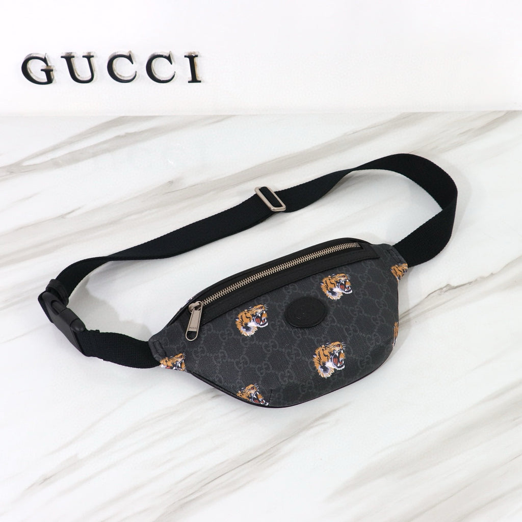GUCCI MESSENGER BAG