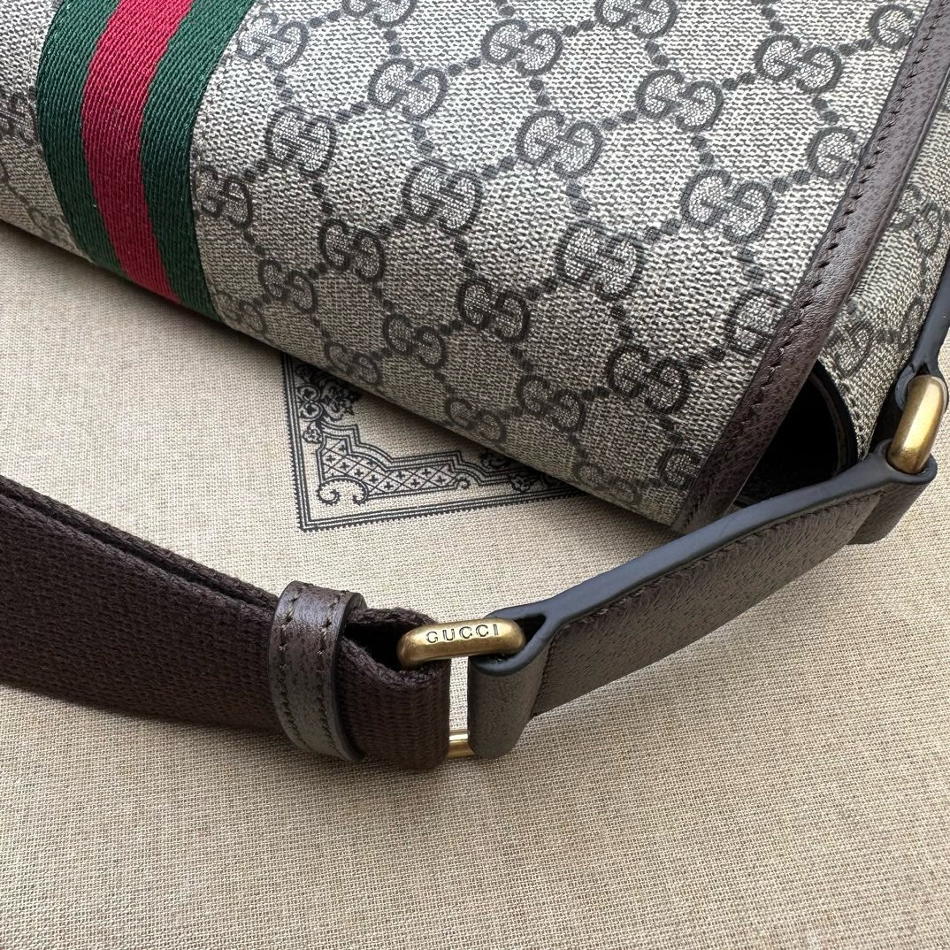 GUCCI MESSENGER BAG