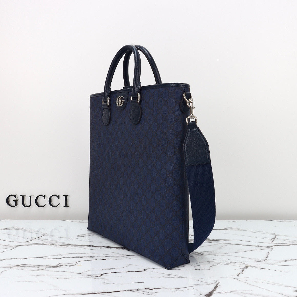 GUCCI MESSENGER BAG