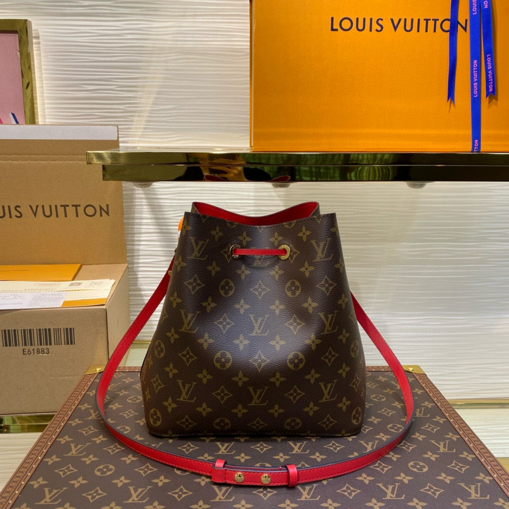 LV WOMENS BAG