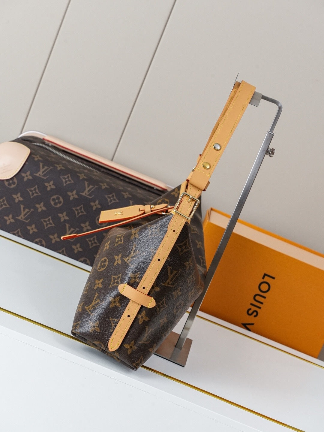 LV WOMENS BAG