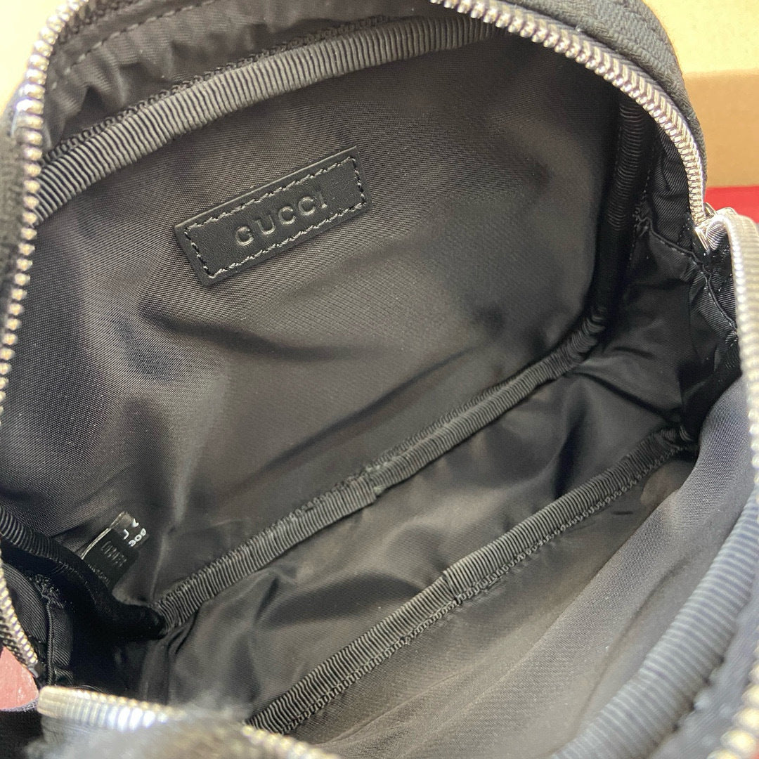 GUCCI MESSENGER BAG