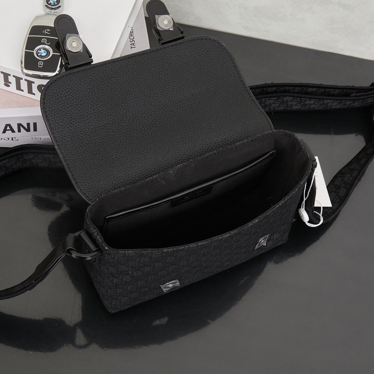 DIOR MESSENGER BAG