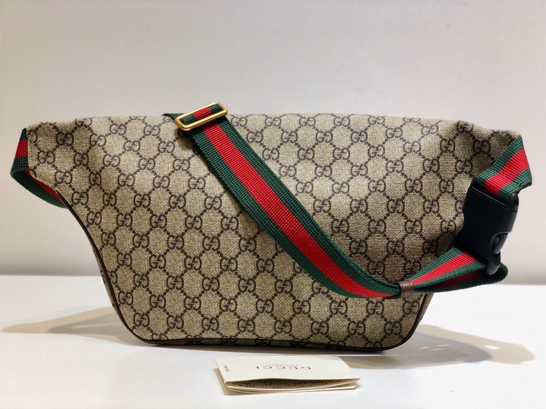 GUCCI MESSENGER BAG