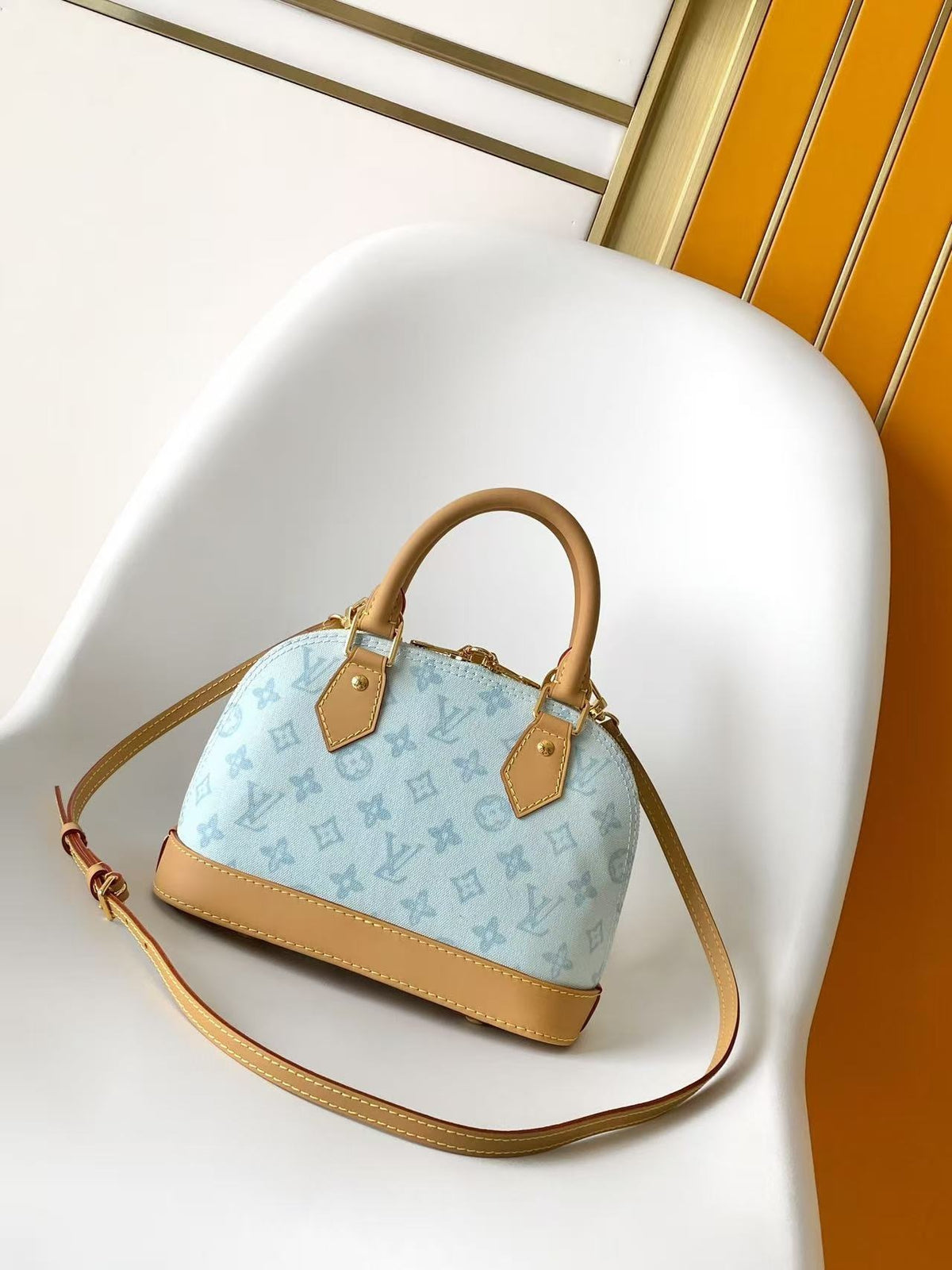 LV WOMENS BAG