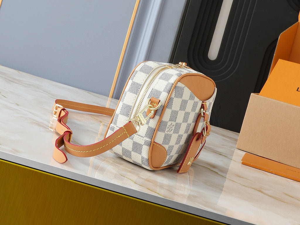 LV WOMENS BAG