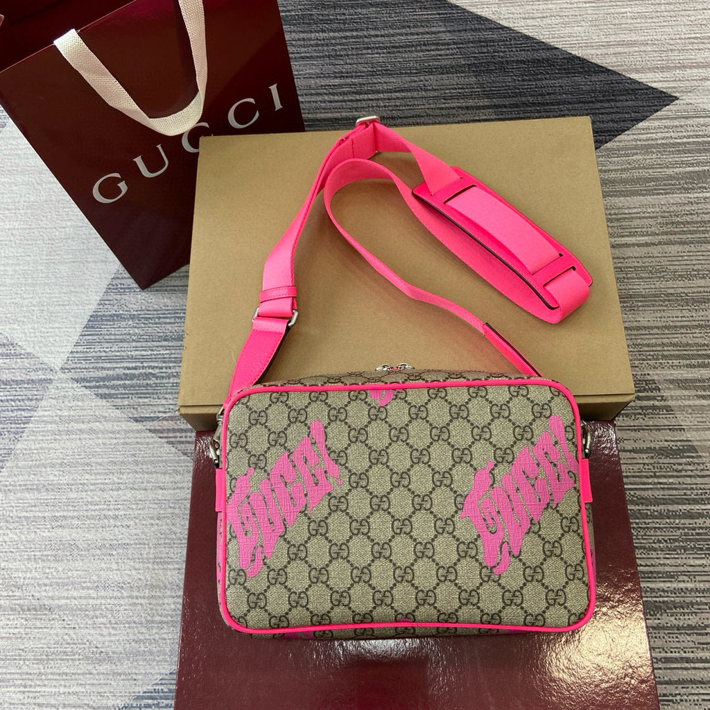 GUCCI MESSENGER BAG