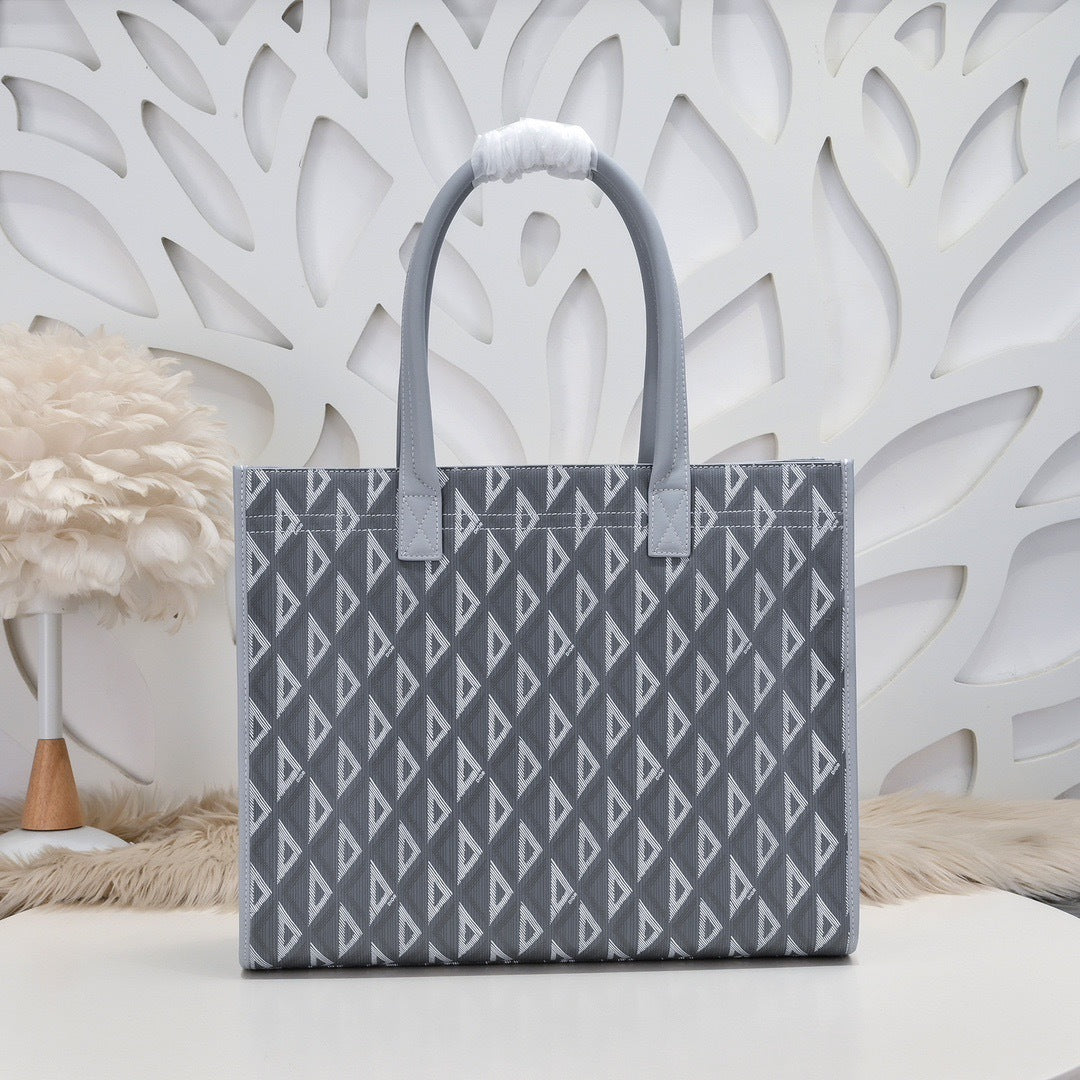 DIOR MESSENGER BAG