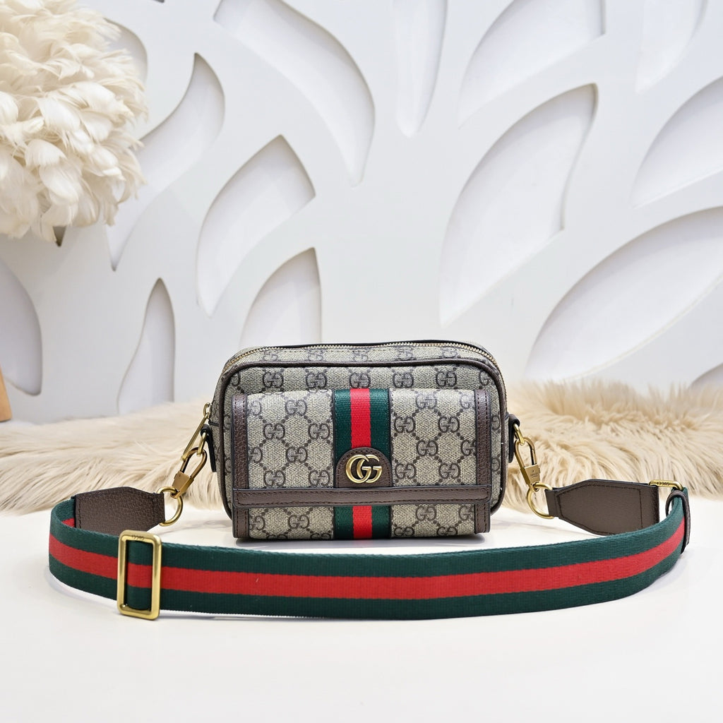 GUCCI MESSENGER BAG