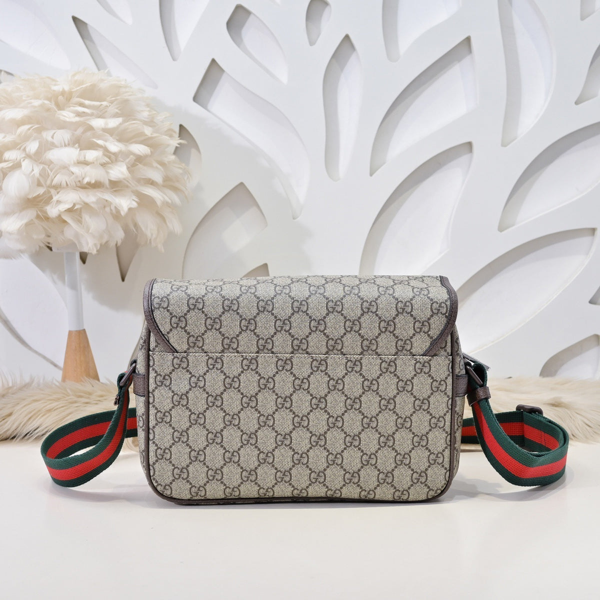 GUCCI MESSENGER BAG