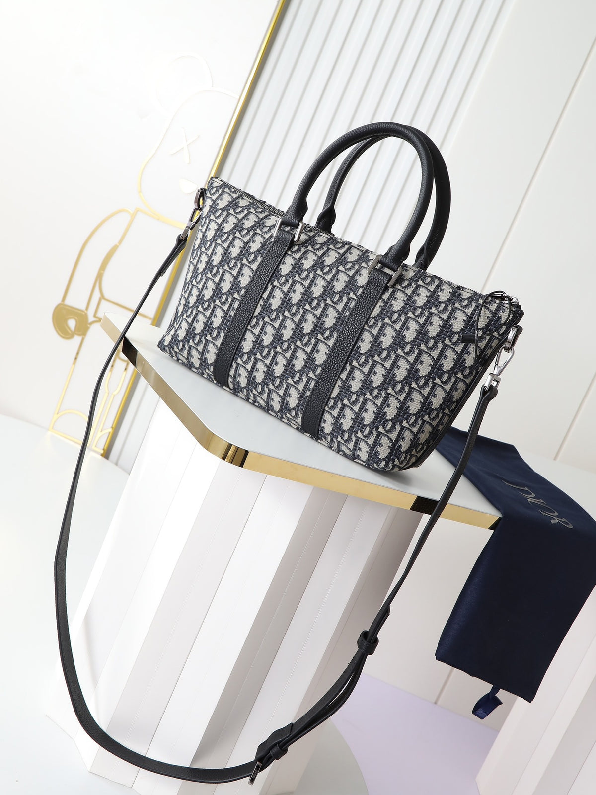 DIOR MESSENGER BAG