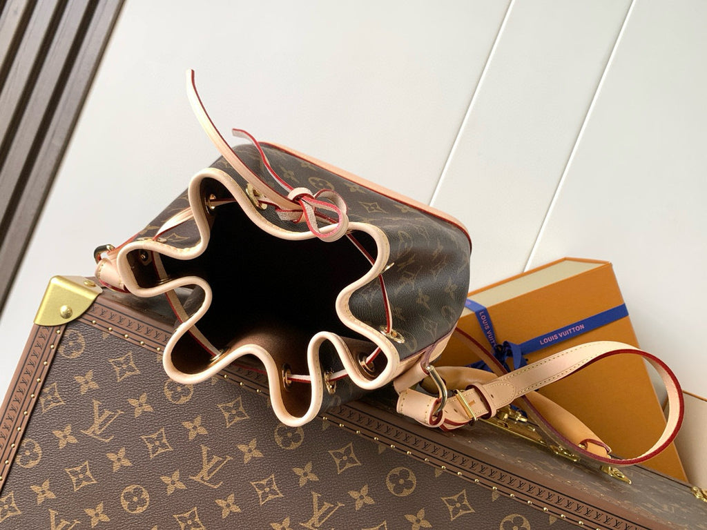 LV WOMENS BAG