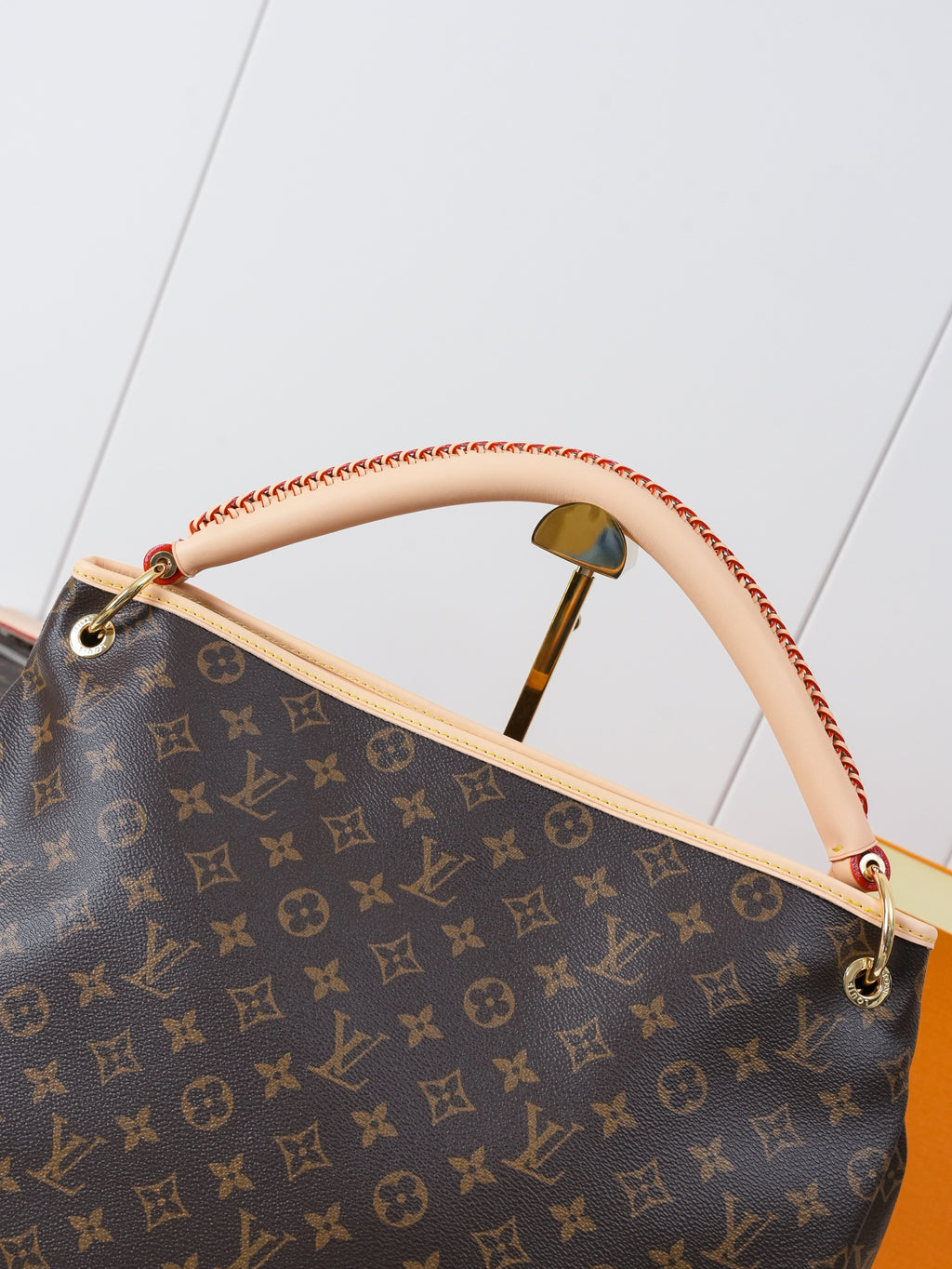 LV WOMENS BAG