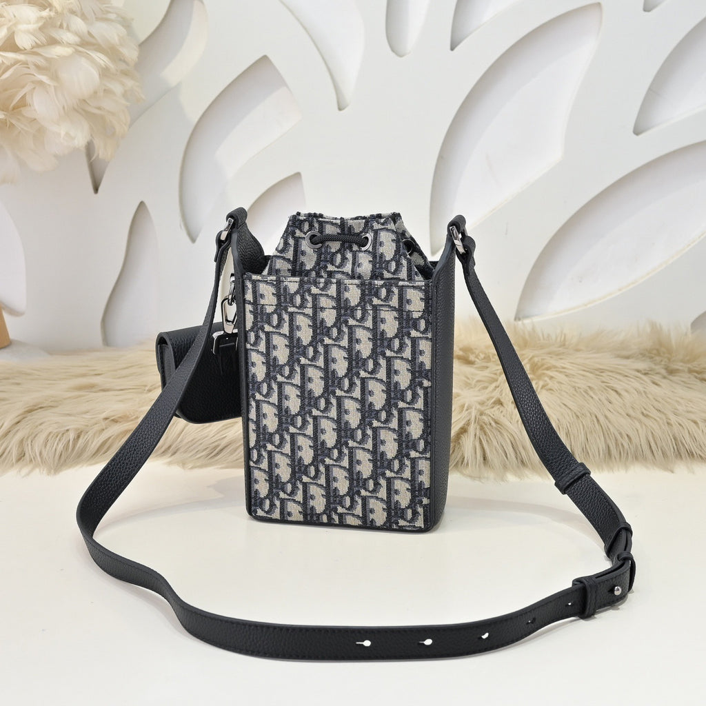 DIOR MESSENGER BAG