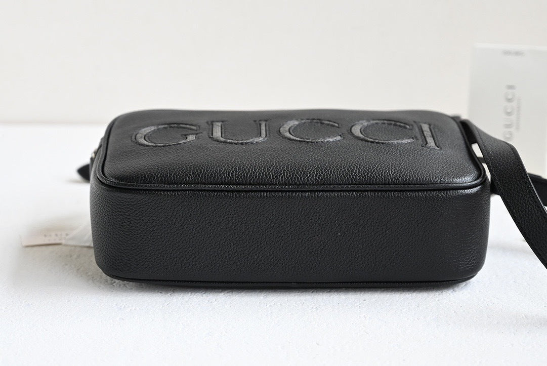 GUCCI MESSENGER BAG