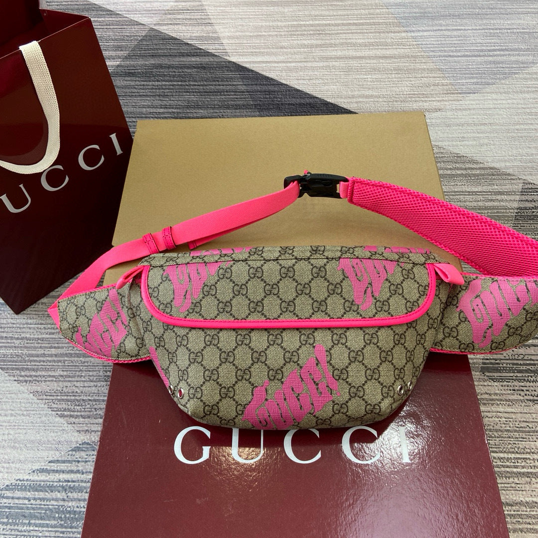 GUCCI MESSENGER BAG