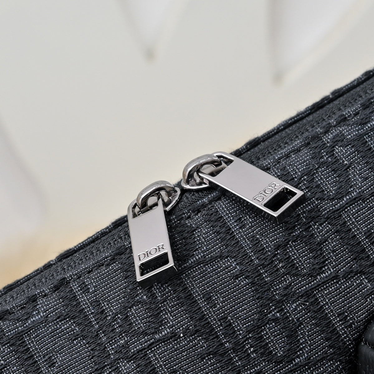 DIOR MESSENGER BAG