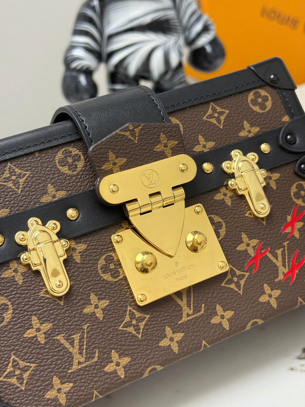 LV WOMENS BAG