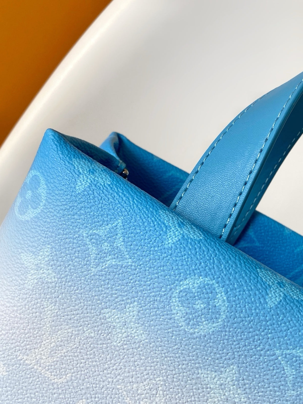 LV WOMENS BAG