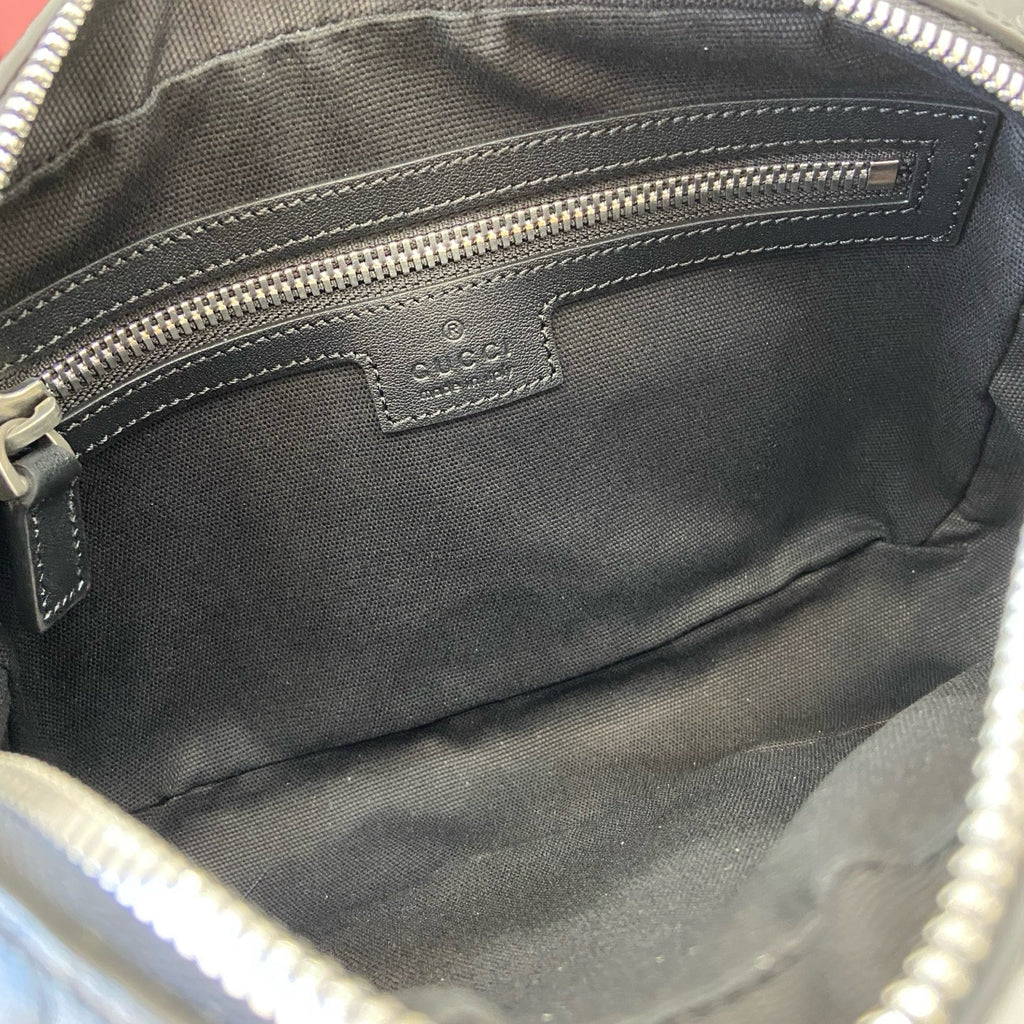 GUCCI MESSENGER BAG
