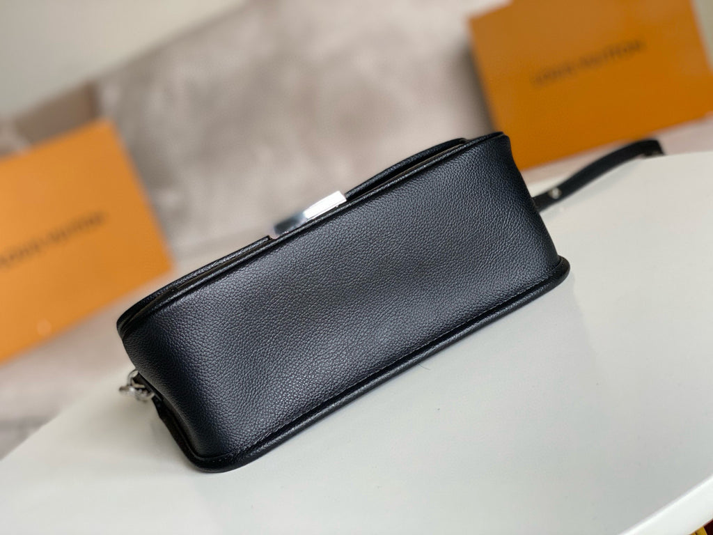 LV WOMENS BAG
