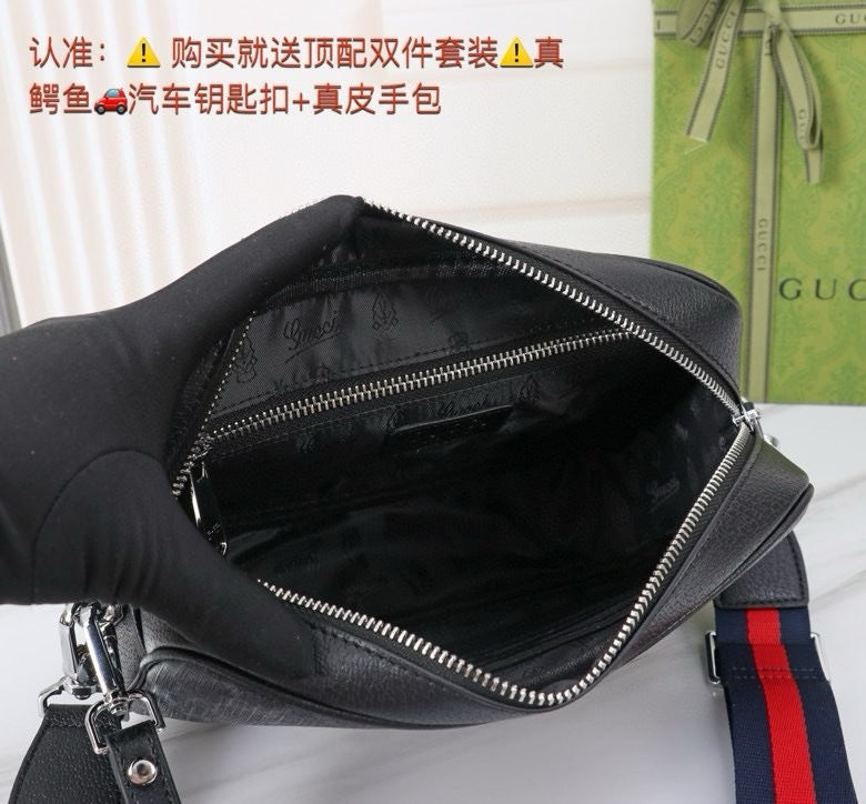 GUCCI MESSENGER BAG