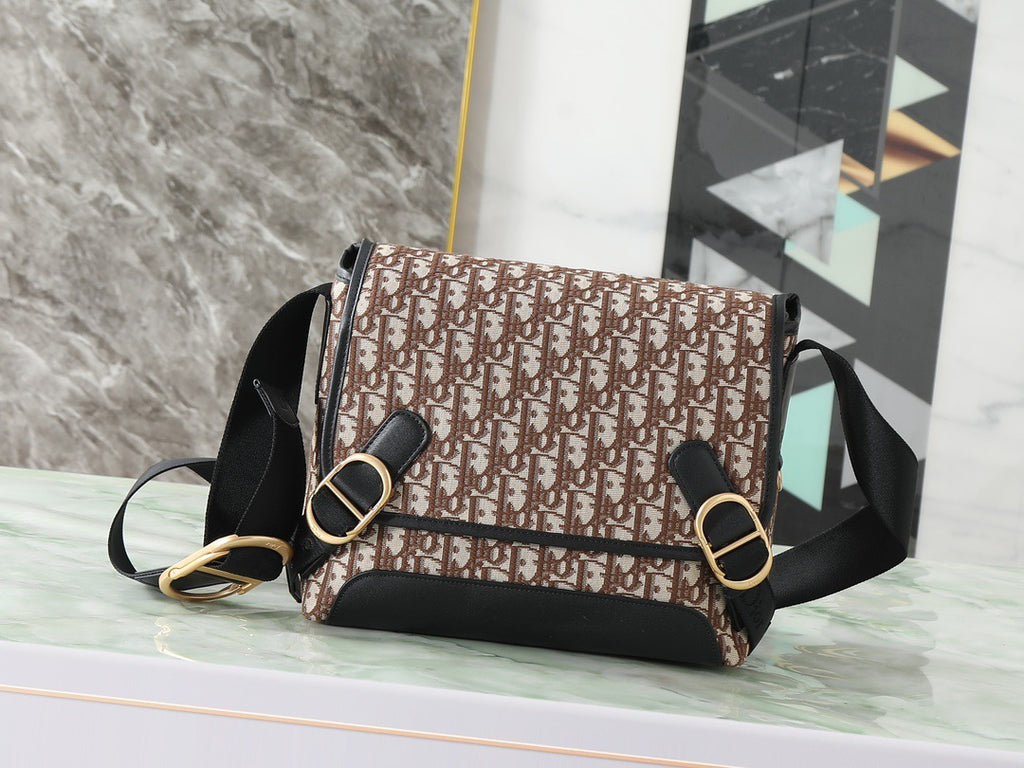 DIOR MESSENGER BAG