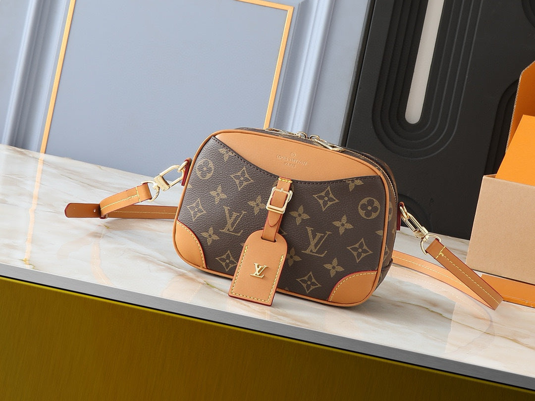 LV WOMENS BAG