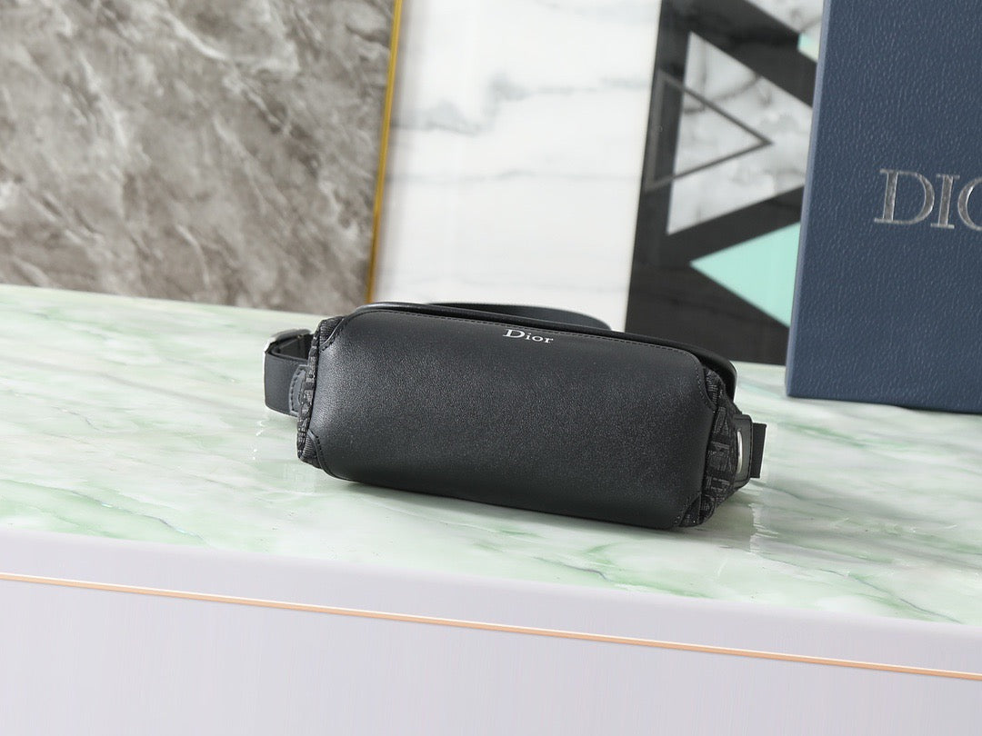 DIOR MESSENGER BAG