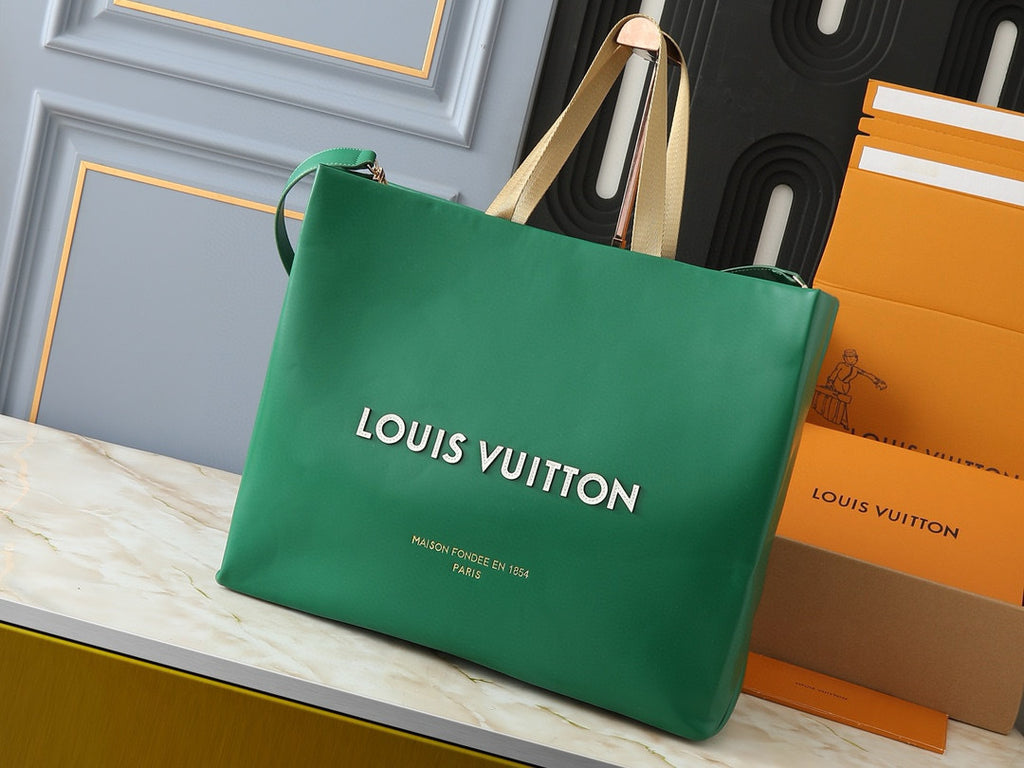 LV WOMENS BAG