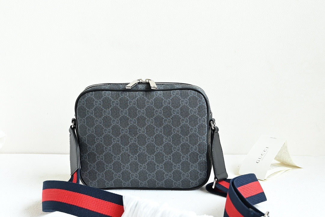 GUCCI MESSENGER BAG