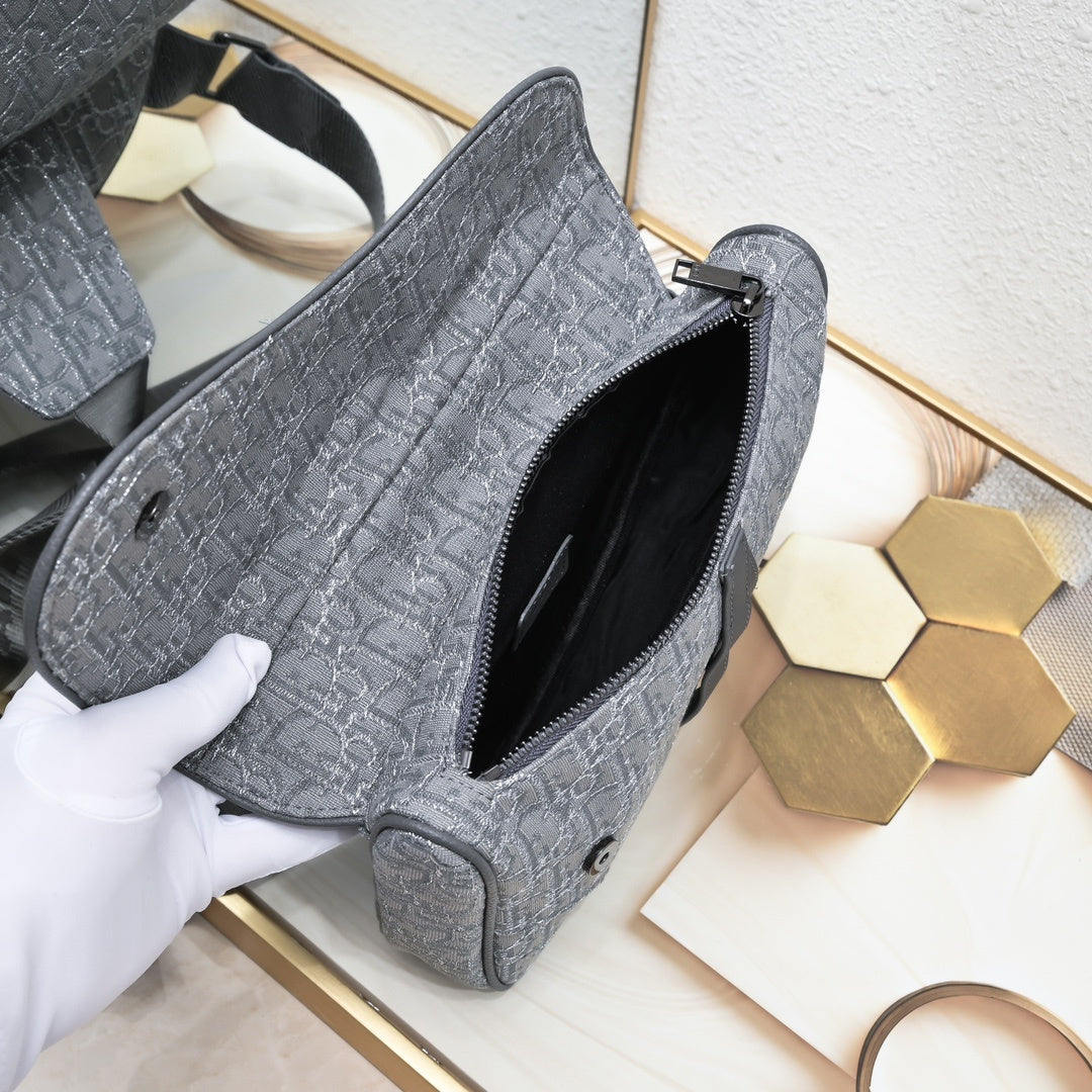 DIOR MESSENGER BAG