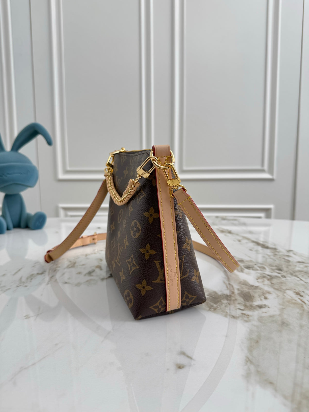LV WOMENS BAG